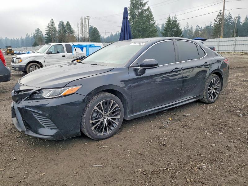 TOYOTA CAMRY 2018 with VIN 4T1B11HK4JU072472 - Photo from auction