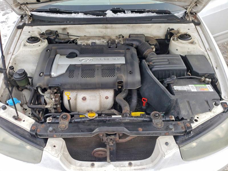 Photo 11 from auction – 2003 HYUNDAI ELANTRA with VIN KMHDN45D03U555433