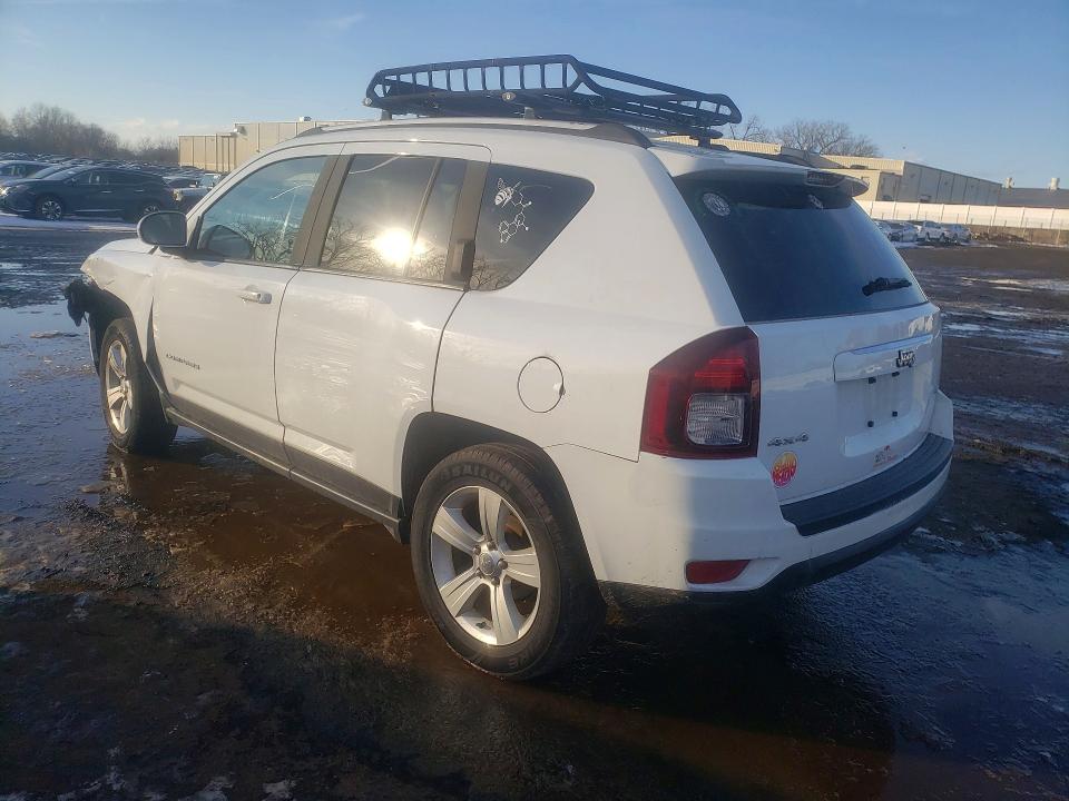 Photo 2 from auction – 2015 JEEP COMPASS LA with VIN 1C4NJDEB0FD418211