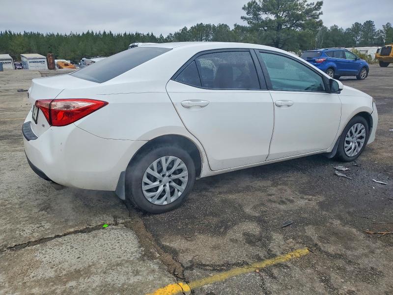 Photo 3 from auction – 2017 TOYOTA COROLLA with VIN 2T1BURHE4HC946881