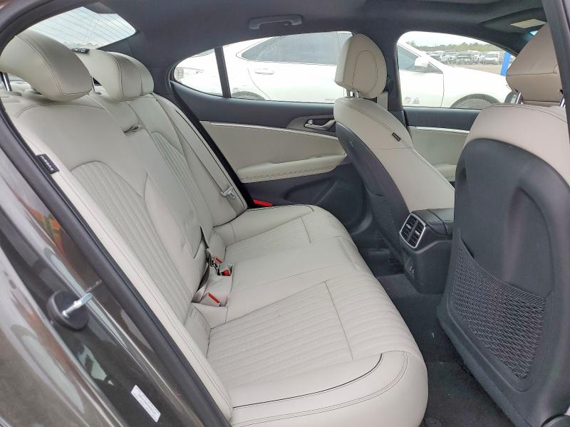 Photo 10 from auction – 2024 GENESIS G70 BASE with VIN KMTG34SC5RU141853