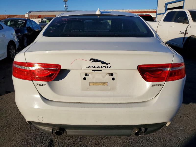 Photo 6 from auction – 2017 JAGUAR XE PREMIUM with VIN SAJAD4BG5HA975952