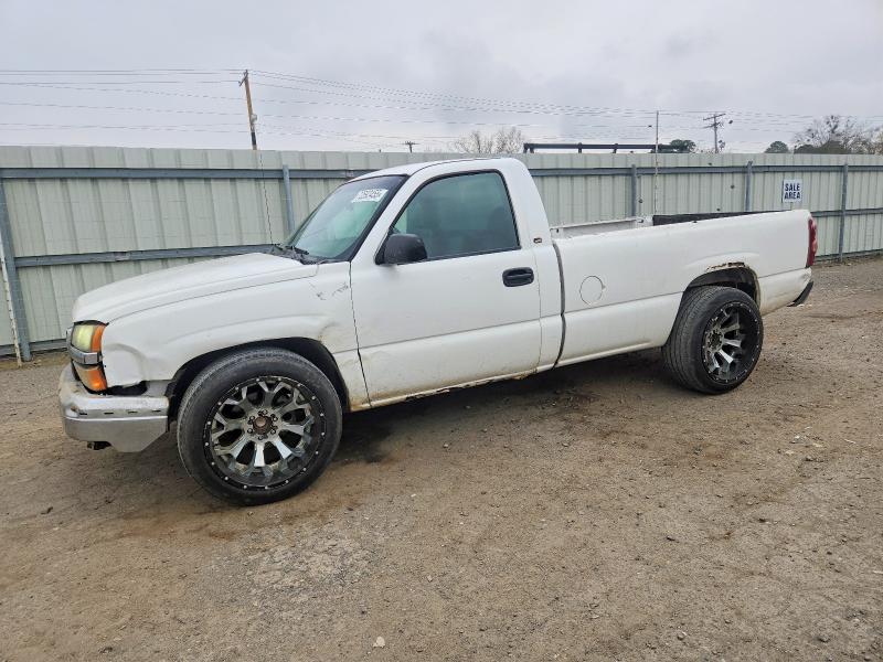 CHEVROLET SILVERADO 2005 with VIN 1GCEC14X75Z331624 - Photo from auction