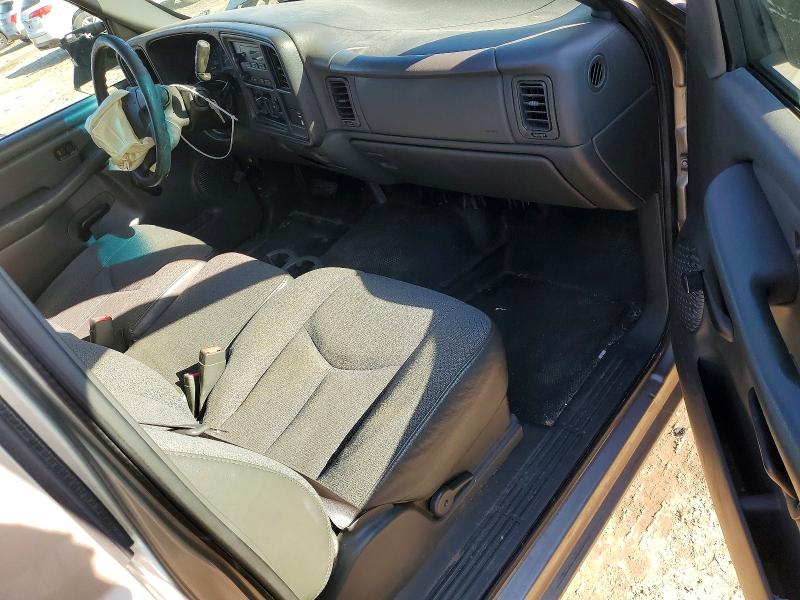 Photo 8 from auction – 2003 CHEVROLET SILVERADO with VIN 1GCEC14X43Z221112