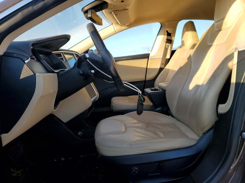 Photo 7 from auction – 2014 TESLA MODEL S with VIN 5YJSA1H16EFP60306