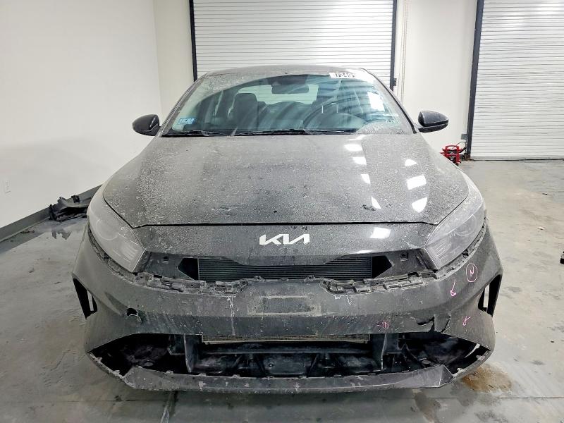 Photo 5 from auction – 2023 KIA FORTE LX with VIN 3KPF24AD5PE597970