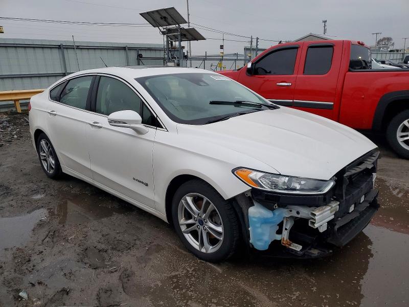 Photo 4 from auction – 2016 FORD FUSION TIT with VIN 3FA6P0RU4GR249543