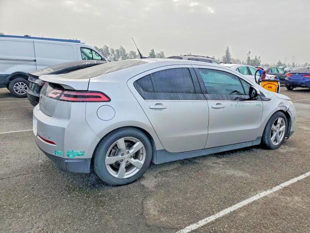 Photo 3 from auction – 2014 CHEVROLET VOLT with VIN 1G1RF6E49EU131893