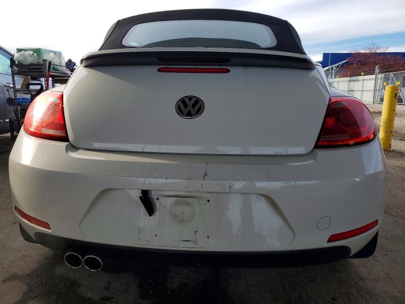 Photo 6 from auction – 2013 VOLKSWAGEN BEETLE with VIN 3VW5P7AT9DM811752
