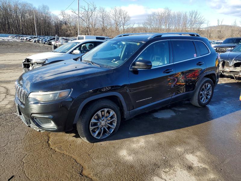 JEEP CHEROKEE L 2019 with VIN 1C4PJLLBXKD326877 - Photo from auction