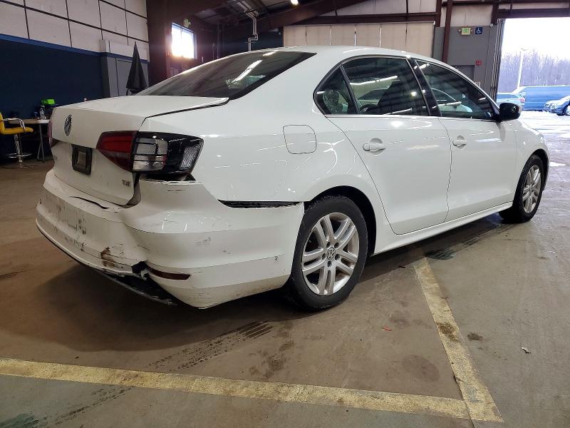 Photo 3 from auction – 2017 VOLKSWAGEN JETTA S with VIN 3VW2B7AJ2HM240577