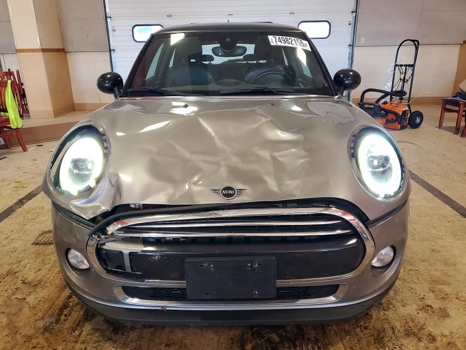 Photo 5 from auction – 2019 MINI COOPER with VIN WMWXP5C51K2H30327