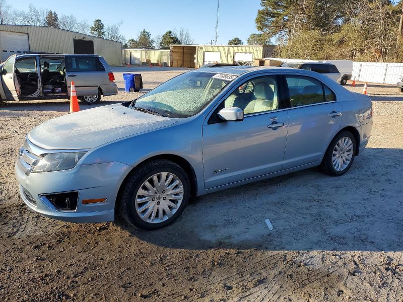 FORD FUSION HYB 2010 with VIN 3FADP0L36AR195595 - Photo from auction