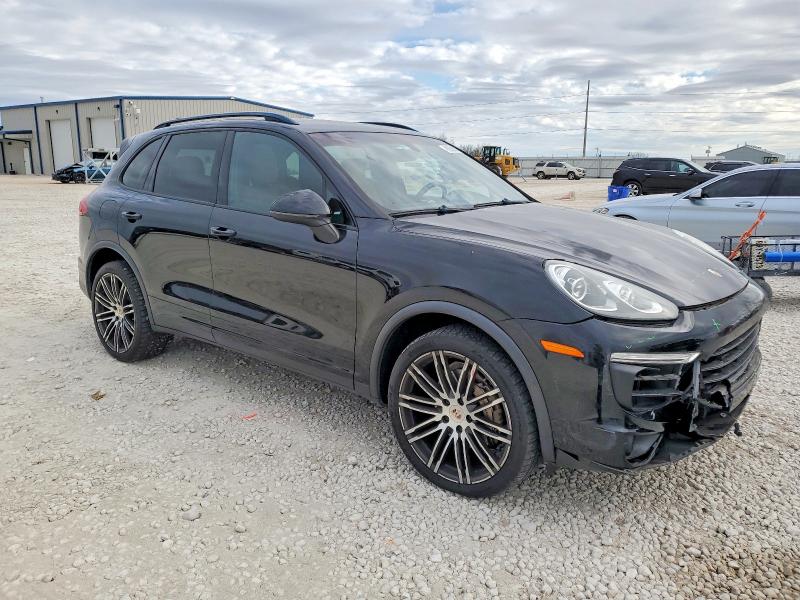 Photo 4 from auction – 2016 PORSCHE CAYENNE S with VIN WP1AB2A28GLA96610
