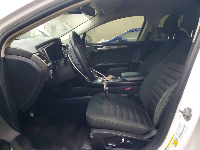 Photo 7 from auction – 2019 FORD FUSION SE with VIN 3FA6P0LU1KR137753