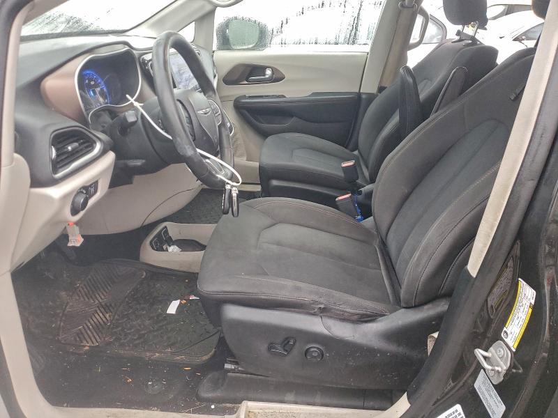 Photo 7 from auction – 2017 CHRYSLER PACIFICA T with VIN 2C4RC1DG9HR511817
