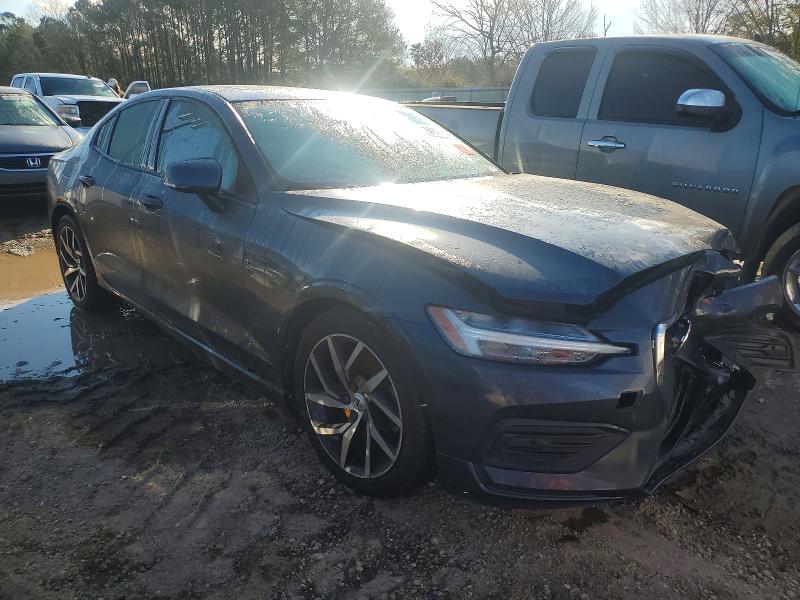 Photo 4 from auction – 2019 VOLVO S60 with VIN 7JR102FK0KG009639