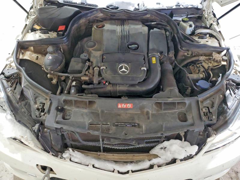 Photo 11 from auction – 2014 MERCEDES-BENZ C with VIN WDDGF4HB6EA935346
