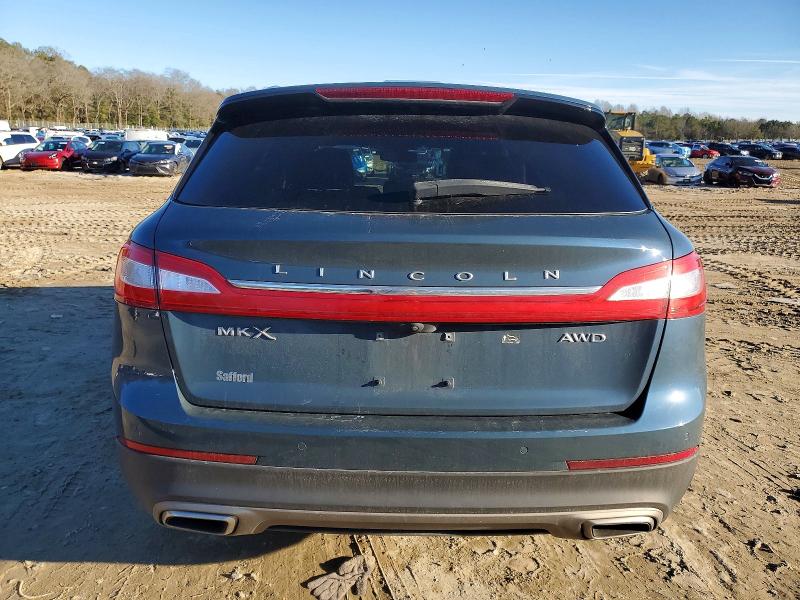Photo 6 from auction – 2016 LINCOLN MKX RESERV with VIN 2LMTJ8LR1GBL61054