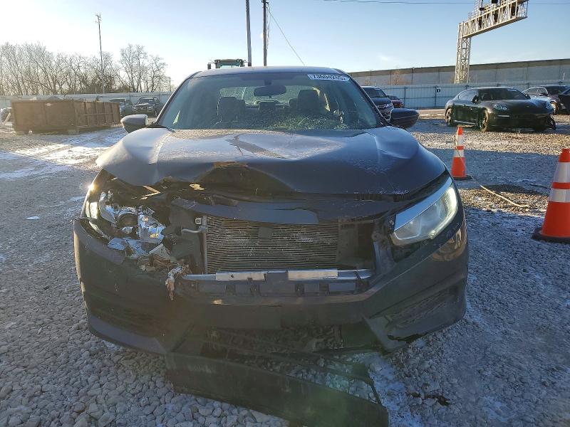 Photo 5 from auction – 2018 HONDA CIVIC LX with VIN 2HGFC2F54JH552633