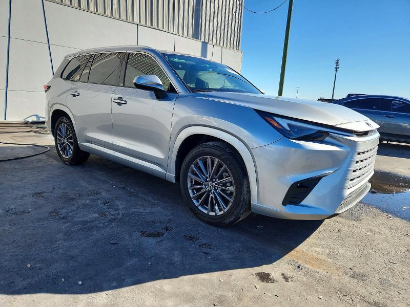 Zdjęcie 4 z aukcji – 2024 LEXUS TX z VIN 5TDAAAA66RS008561