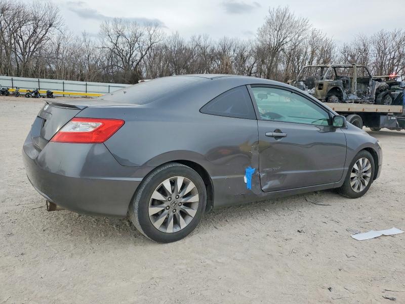 Photo 3 from auction – 2011 HONDA CIVIC EX with VIN 2HGFG1B85BH512755