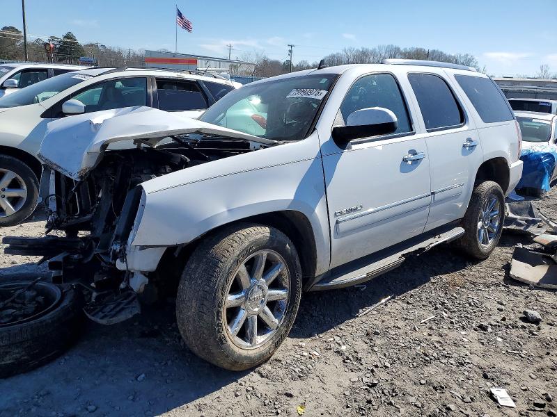 GMC YUKON 2011 with VIN 1GKS1EEFXBR291450 - Photo from auction