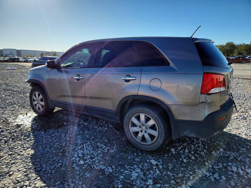 Photo 2 from auction – 2013 KIA SORENTO LX with VIN 5XYKT4A1XDG327911