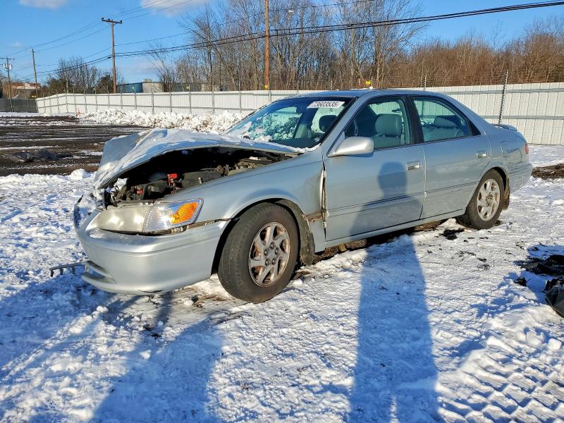 TOYOTA CAMRY LE 2001 with VIN JT2BG28K910561233 - Photo from auction