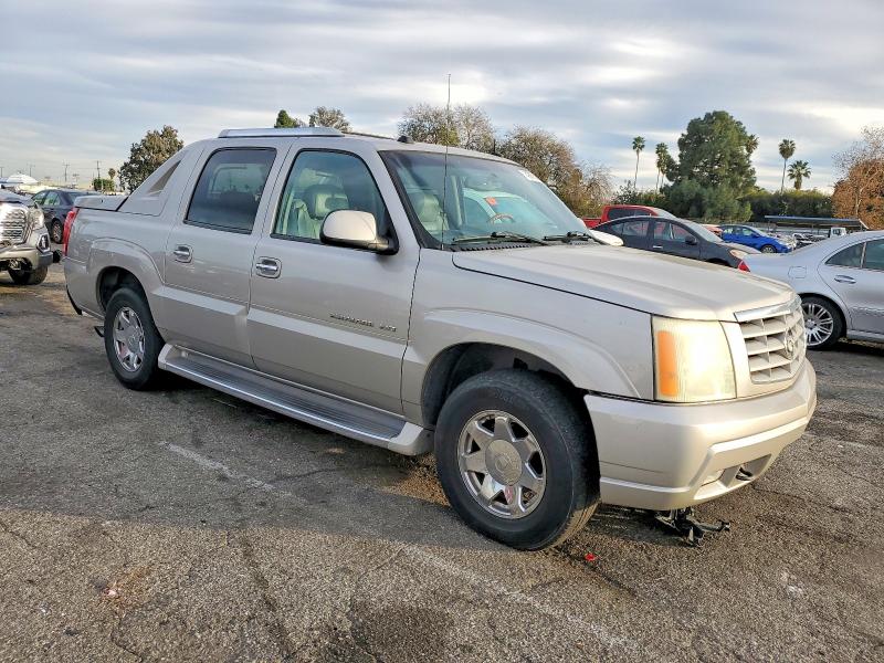 Photo 4 from auction – 2004 CADILLAC ESCALADE E with VIN 3GYEK62N34G120236