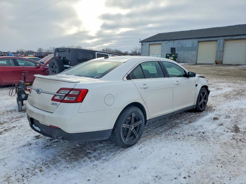 Photo 3 from auction – 2014 FORD TAURUS SHO with VIN 1FAHP2KT2EG104401