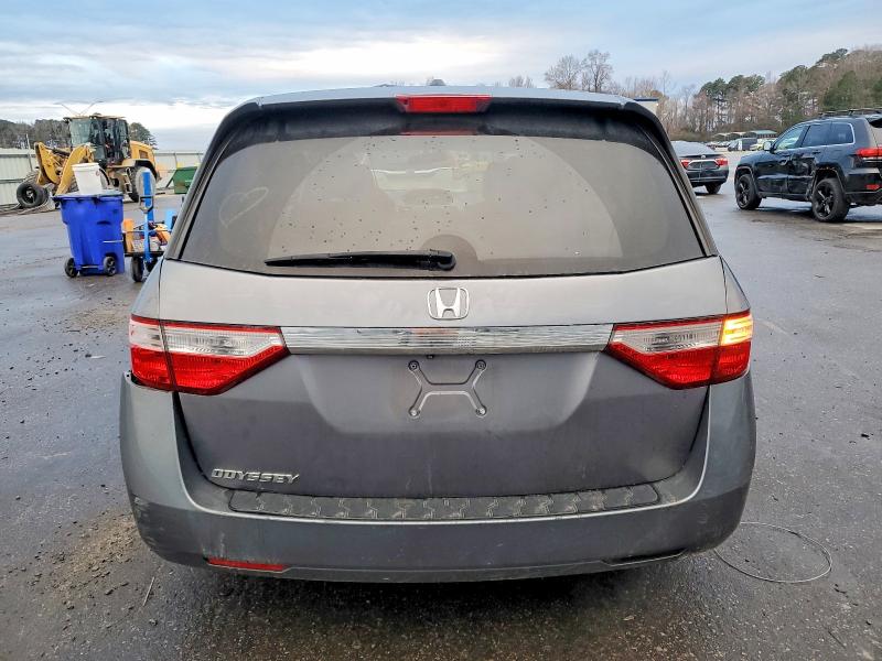 Photo 6 from auction – 2011 HONDA ODYSSEY with VIN 5FNRL5H64BB096319