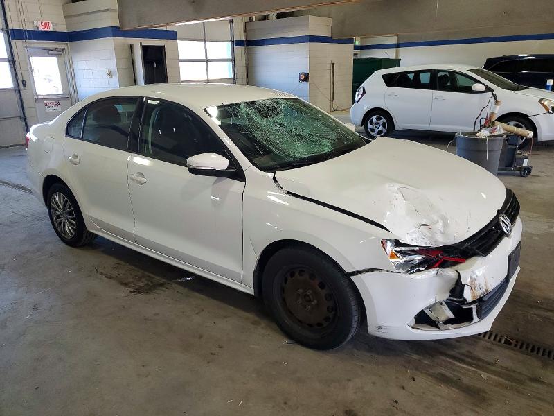 Photo 4 from auction – 2014 VOLKSWAGEN JETTA SE with VIN 3VWD07AJ6EM367004