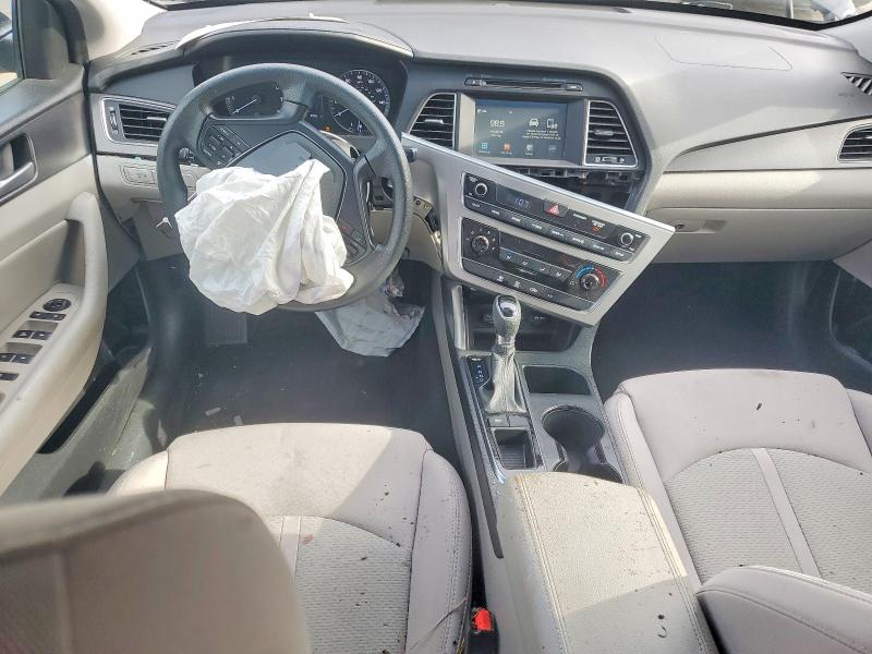 Photo 8 from auction – 2017 HYUNDAI SONATA with VIN 5NPE34AF0HH499615