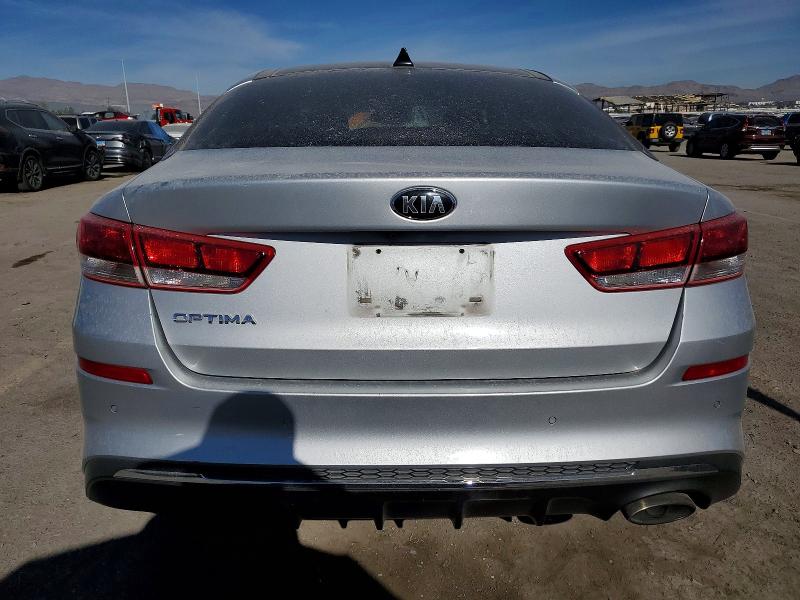 Photo 6 from auction – 2019 KIA OPTIMA LX with VIN 5XXGT4L33KG299861