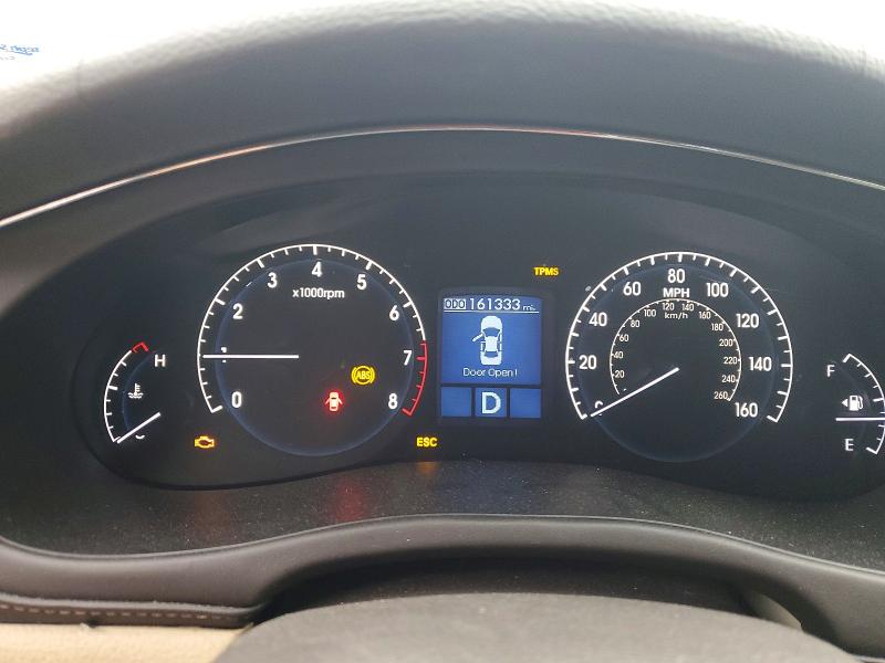 Photo 9 from auction – 2010 HYUNDAI GENESIS 3. with VIN KMHGC4DE3AU089846