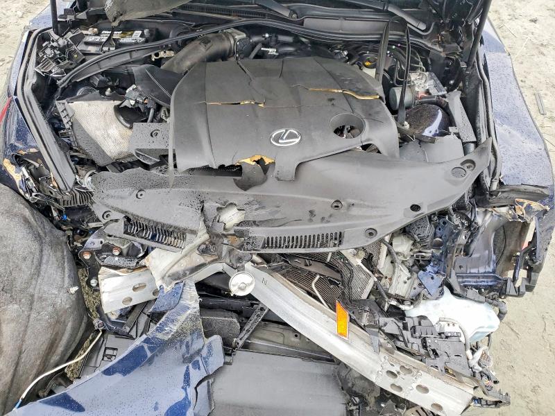 Photo 11 from auction – 2015 LEXUS IS 250 with VIN JTHCF1D23F5028155