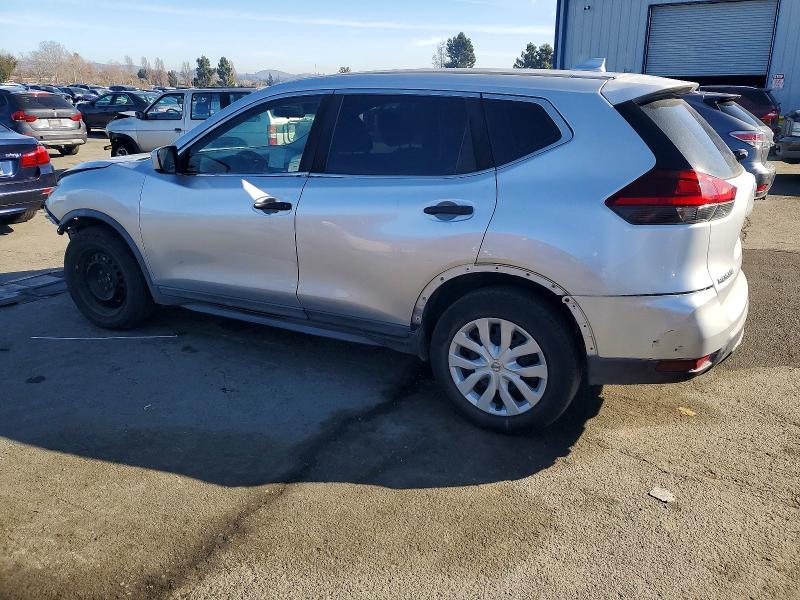 Photo 2 from auction – 2017 NISSAN ROGUE S with VIN KNMAT2MT7HP549564