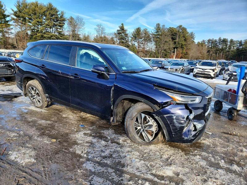 Photo 4 from auction – 2025 TOYOTA HIGHLANDER with VIN 5TDKDRBH9SS589330