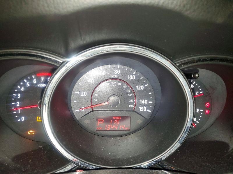 Photo 9 from auction – 2011 KIA SORENTO BA with VIN 5XYKTCA11BG117480