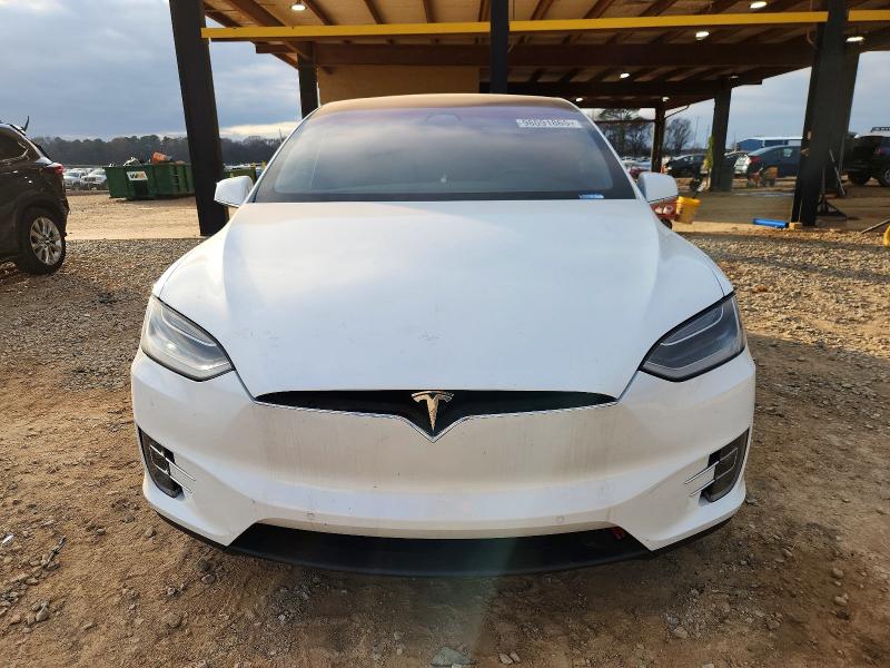 Photo 5 from auction – 2019 TESLA MODEL X with VIN 5YJXCDE20KF196212