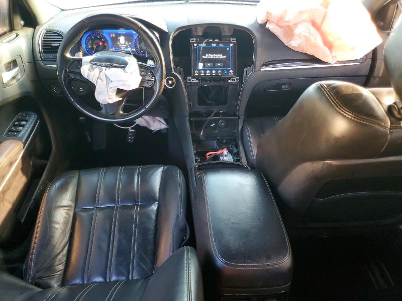 Photo 8 from auction – 2019 CHRYSLER 300 S with VIN 2C3CCABG7KH651262