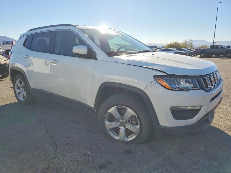 Photo 4 from auction – 2018 JEEP COMPASS LA with VIN 3C4NJDBB0JT493871