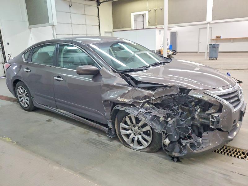 Photo 4 from auction – 2015 NISSAN ALTIMA 2.5 with VIN 1N4AL3AP6FC567657