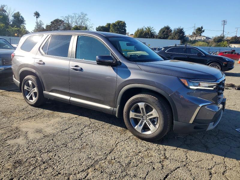 Photo 4 from auction – 2024 HONDA PILOT with VIN 5FNYG1H55RB041646