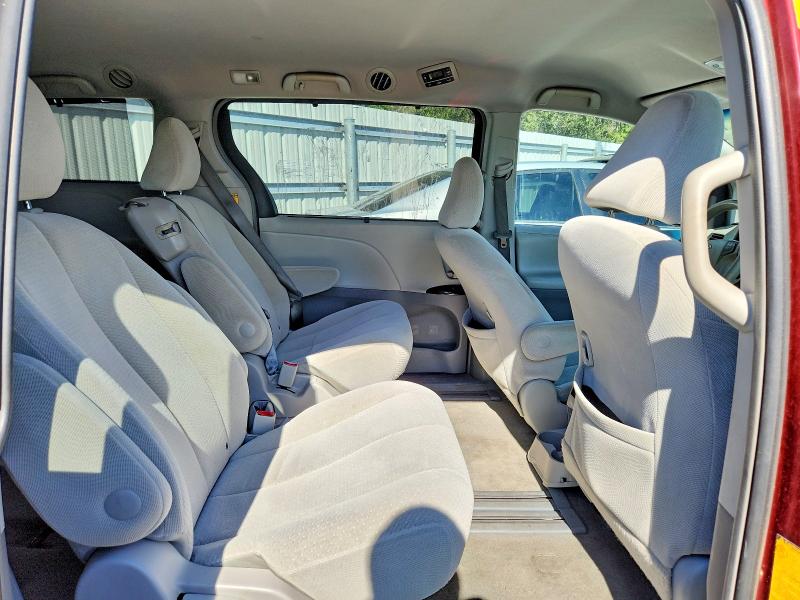 Photo 11 from auction – 2014 TOYOTA SIENNA LE with VIN 5TDKK3DC8ES486182