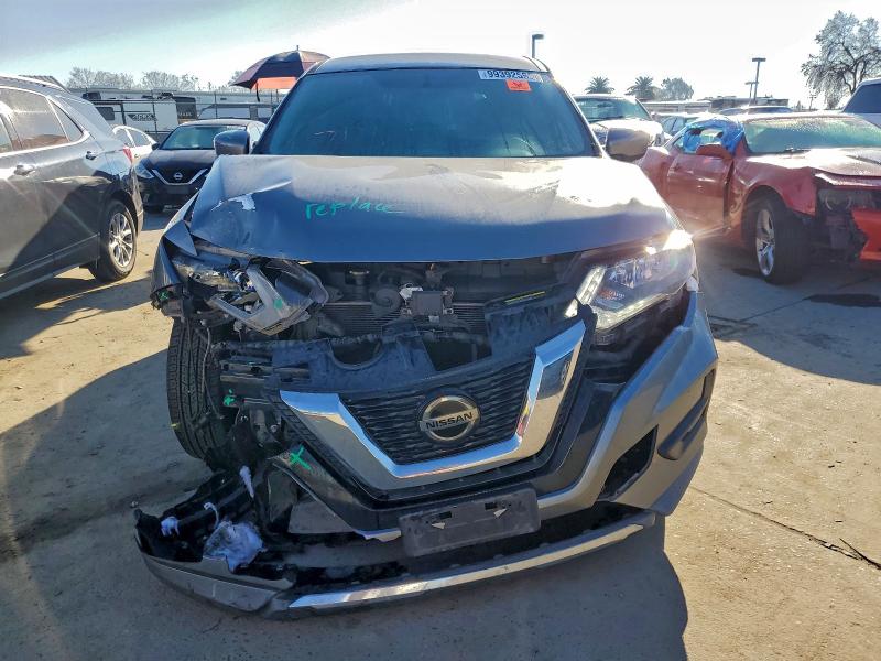 Photo 5 from auction – 2018 NISSAN ROGUE S with VIN KNMAT2MT2JP611331