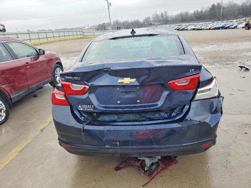 Photo 6 from auction – 2017 CHEVROLET MALIBU LT with VIN 1G1ZE5ST5HF203299