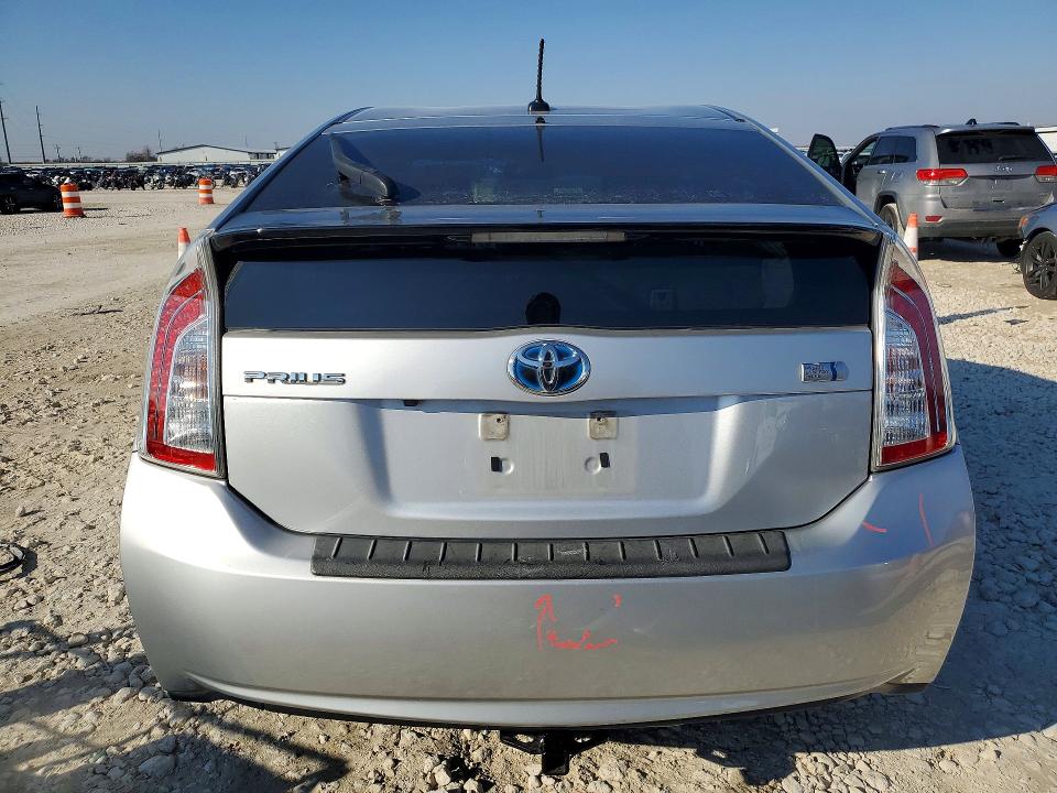 Photo 6 from auction – 2013 TOYOTA PRIUS with VIN JTDKN3DU5D5689776