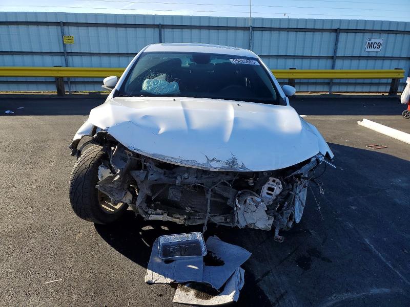Photo 5 from auction – 2015 CHRYSLER 200 with VIN 1C3CCCAB6FN637125